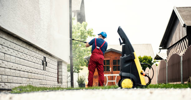 Best Animal Enclosure Cleaning  in Mastic Beach, NY